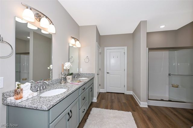 2080 Hawthorn Court, Green, OH 44720