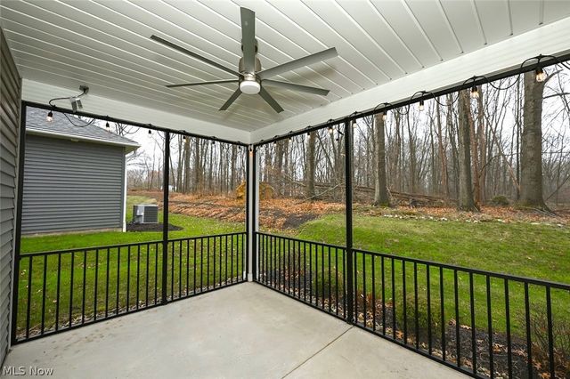 2080 Hawthorn Court, Green, OH 44720