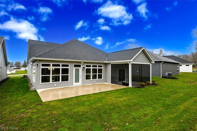 2080 Hawthorn Court, Green, OH 44720