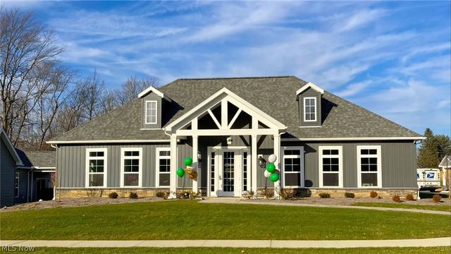 2080 Hawthorn Court, Green, OH 44720