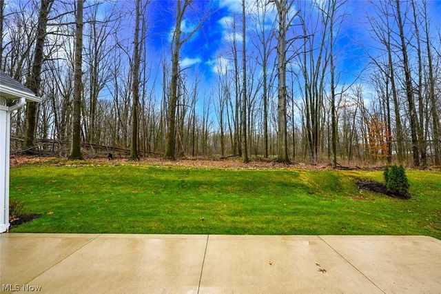 2080 Hawthorn Court, Green, OH 44720