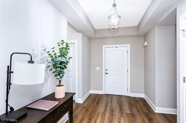 2080 Hawthorn Court, Green, OH 44720