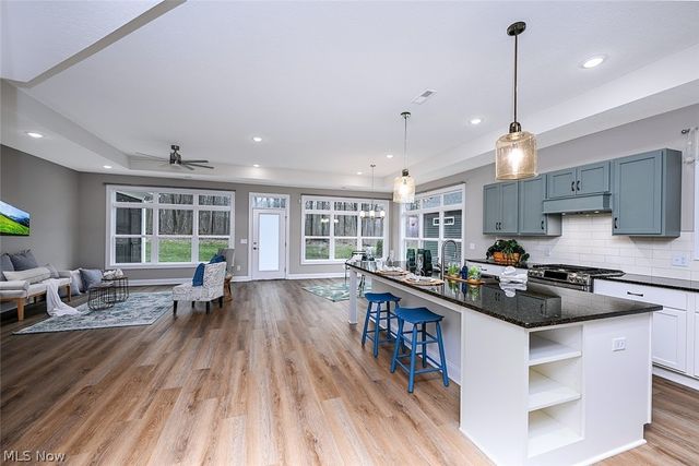 2080 Hawthorn Court, Green, OH 44720