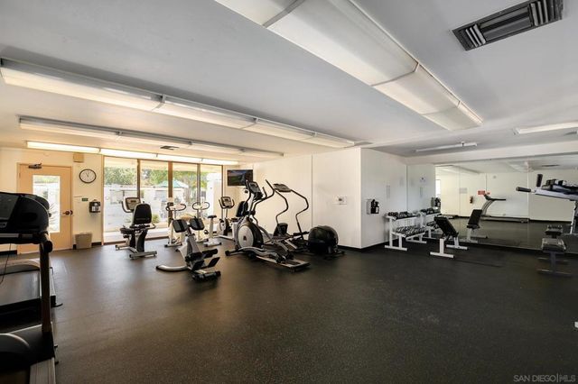 12977 Camino Emparrado, San Diego, CA 92128