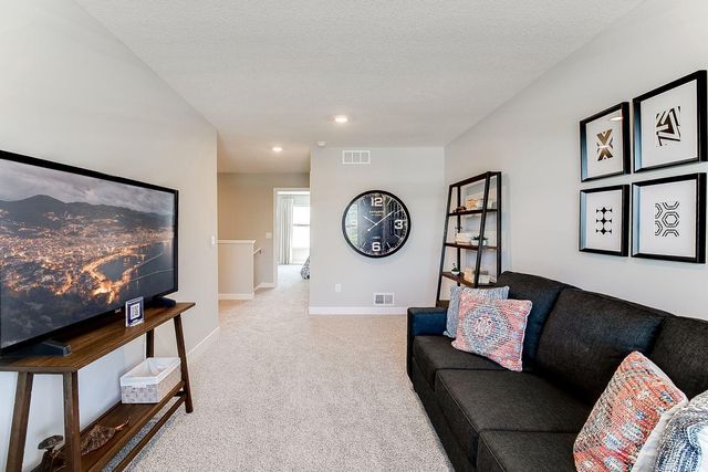 923 Redfield Circle, Delano, MN 55328