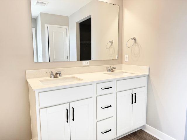 923 Redfield Circle, Delano, MN 55328