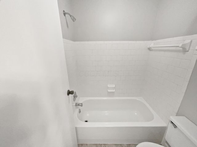 1813 Worthington Run Drive, A, Columbus, OH 43235