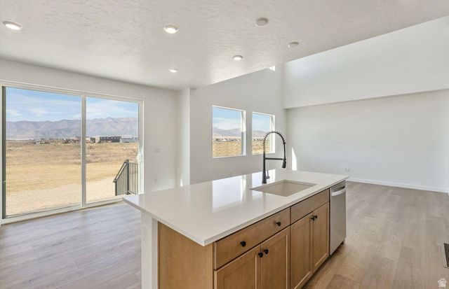 4983 N TOPAZ DR, Eagle Mountain, UT 84005