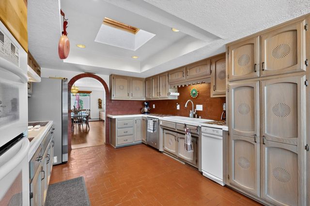 47 Yucca Lane, Placitas, NM 87043