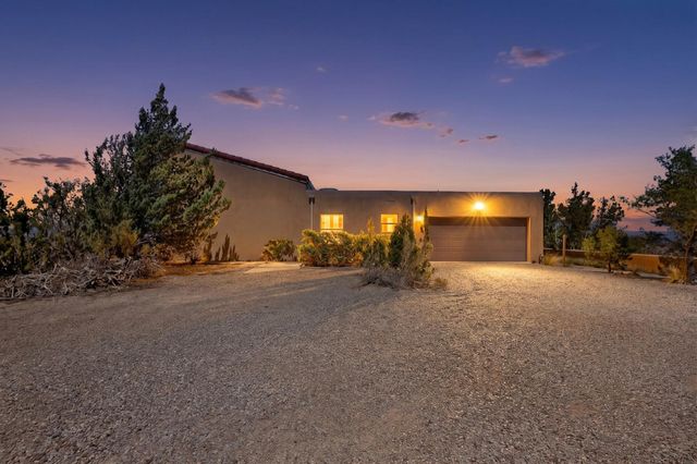 47 Yucca Lane, Placitas, NM 87043