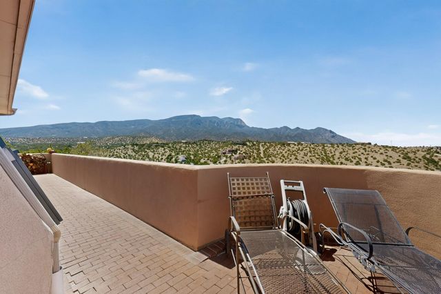 47 Yucca Lane, Placitas, NM 87043