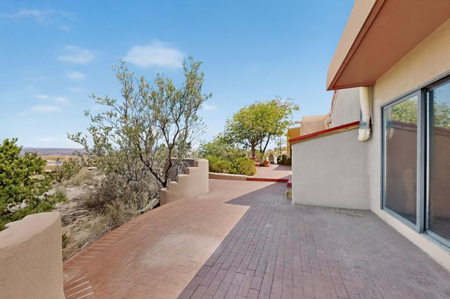 47 Yucca Lane, Placitas, NM 87043