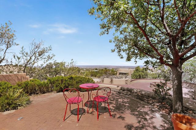 47 Yucca Lane, Placitas, NM 87043