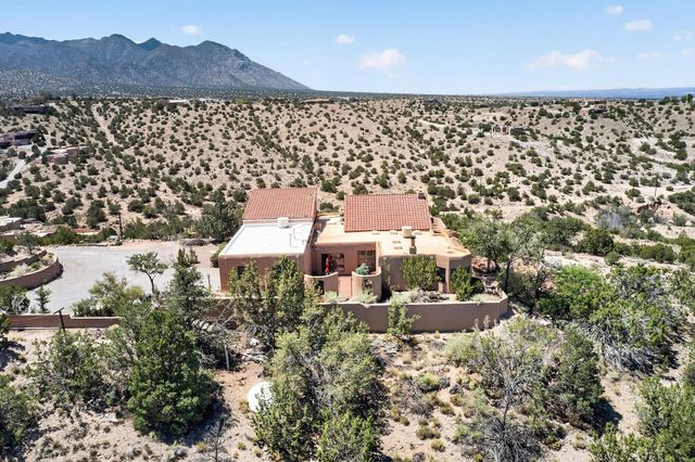 47 Yucca Lane, Placitas, NM 87043