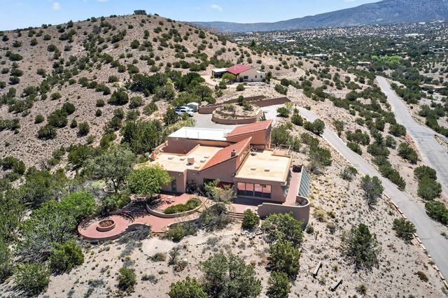 47 Yucca Lane, Placitas, NM 87043