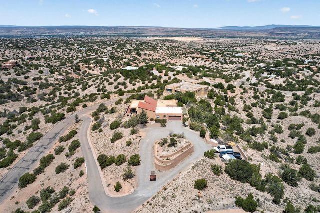 47 Yucca Lane, Placitas, NM 87043