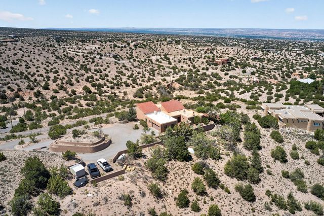 47 Yucca Lane, Placitas, NM 87043