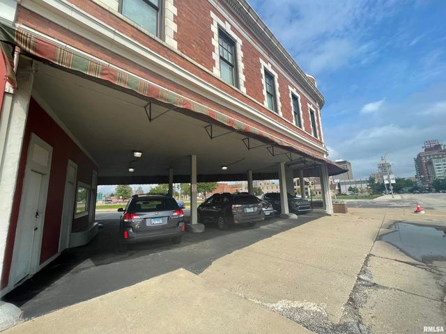 730 Main St Apt 203, Peoria, IL 61602