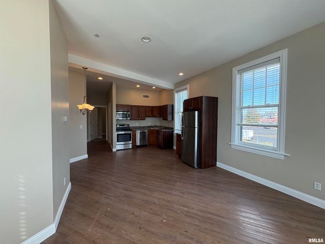 730 Main St Apt 203, Peoria, IL 61602