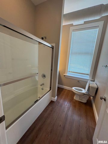 730 Main St Apt 203, Peoria, IL 61602