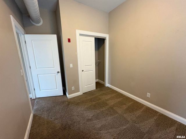 730 Main St Apt 203, Peoria, IL 61602