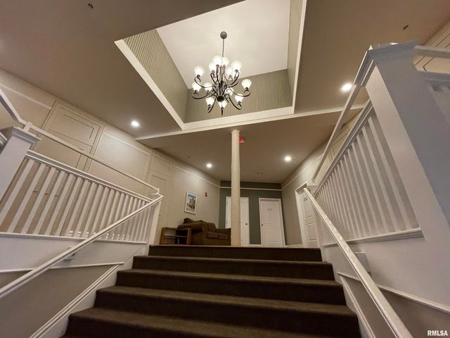 730 Main St Apt 203, Peoria, IL 61602