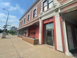 730 Main St Apt 203, Peoria, IL 61602