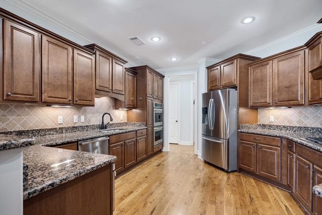 10180 IVY OAK LN, Lakeland, TN 38002