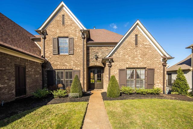 10180 IVY OAK LN, Lakeland, TN 38002