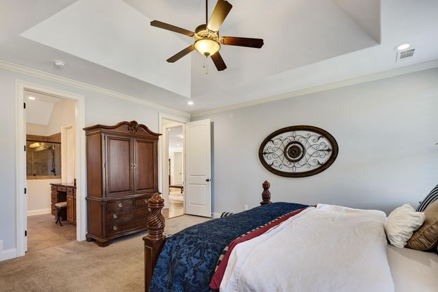 10180 IVY OAK LN, Lakeland, TN 38002