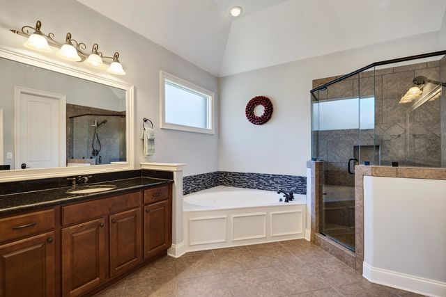 10180 IVY OAK LN, Lakeland, TN 38002