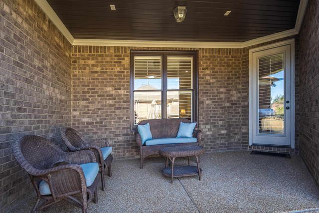 10180 IVY OAK LN, Lakeland, TN 38002