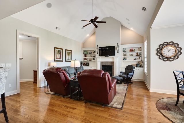 10180 IVY OAK LN, Lakeland, TN 38002