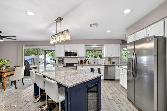 1615 N SUNSET Drive, Tempe, AZ 85288
