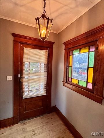 16 Orchard Avenue, Auburn, NY 13021