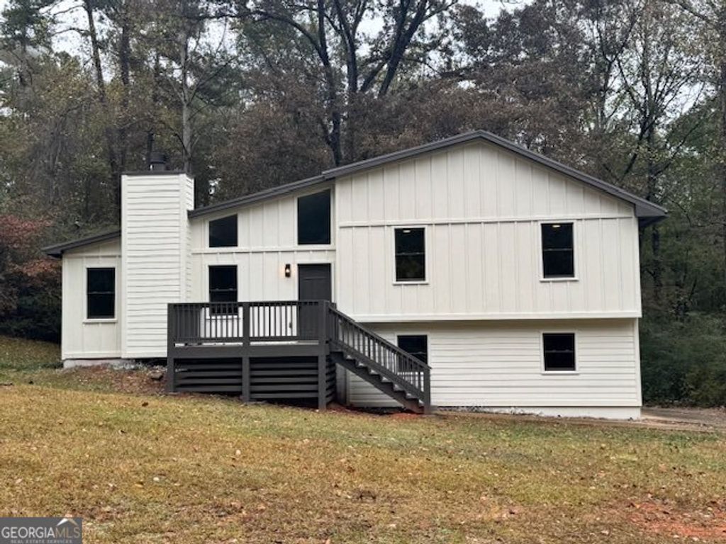 42 Church Lane, Whitesburg, GA 30185