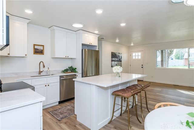 1731 Navajo Drive, Xenia, OH 45385