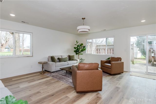 1731 Navajo Drive, Xenia, OH 45385