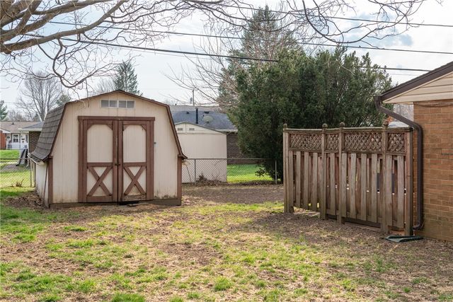 1731 Navajo Drive, Xenia, OH 45385