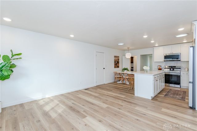 1731 Navajo Drive, Xenia, OH 45385