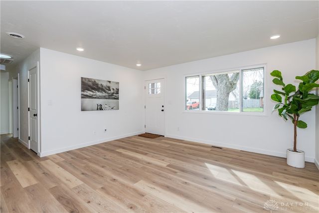 1731 Navajo Drive, Xenia, OH 45385