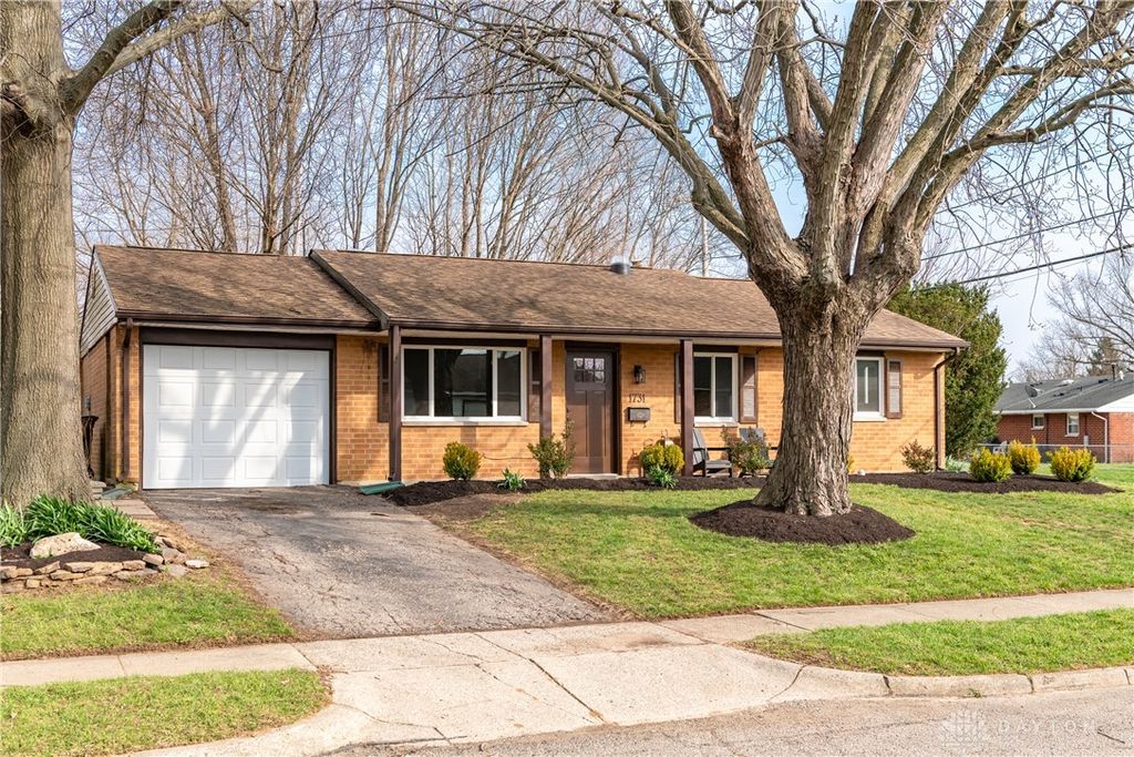 1731 Navajo Drive, Xenia, OH 45385