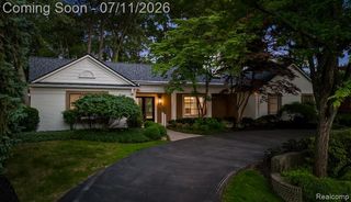 4154 Nearbrook Road, Bloomfield Hills, MI 48302