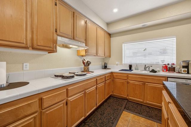 9089 Quail Terrace Way, Elk Grove, CA 95624