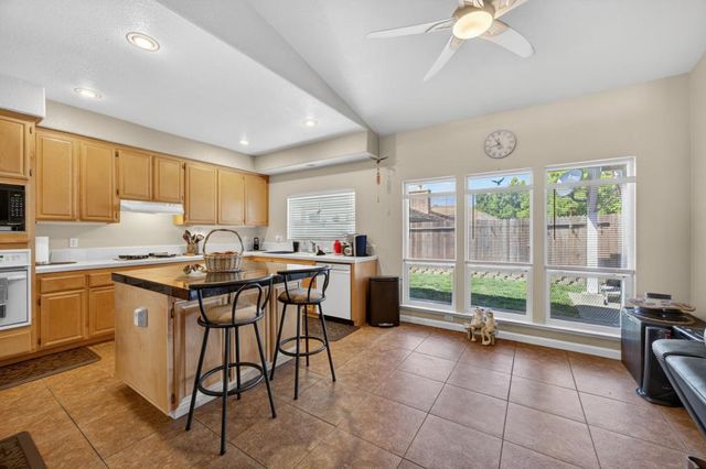 9089 Quail Terrace Way, Elk Grove, CA 95624