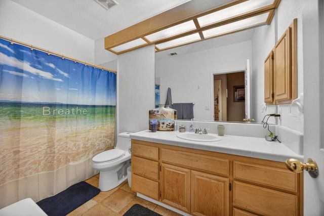 9089 Quail Terrace Way, Elk Grove, CA 95624