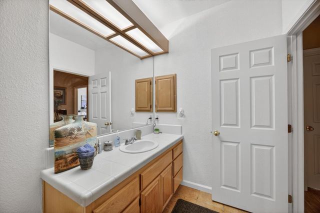 9089 Quail Terrace Way, Elk Grove, CA 95624