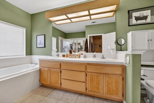 9089 Quail Terrace Way, Elk Grove, CA 95624