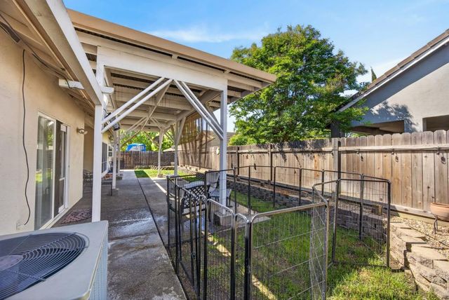 9089 Quail Terrace Way, Elk Grove, CA 95624