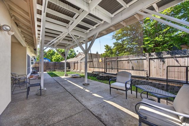 9089 Quail Terrace Way, Elk Grove, CA 95624